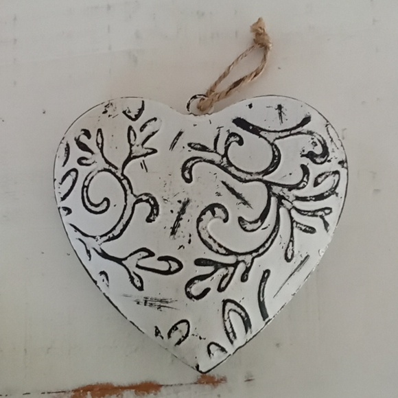 Cute metal heart - Picture 3 of 3